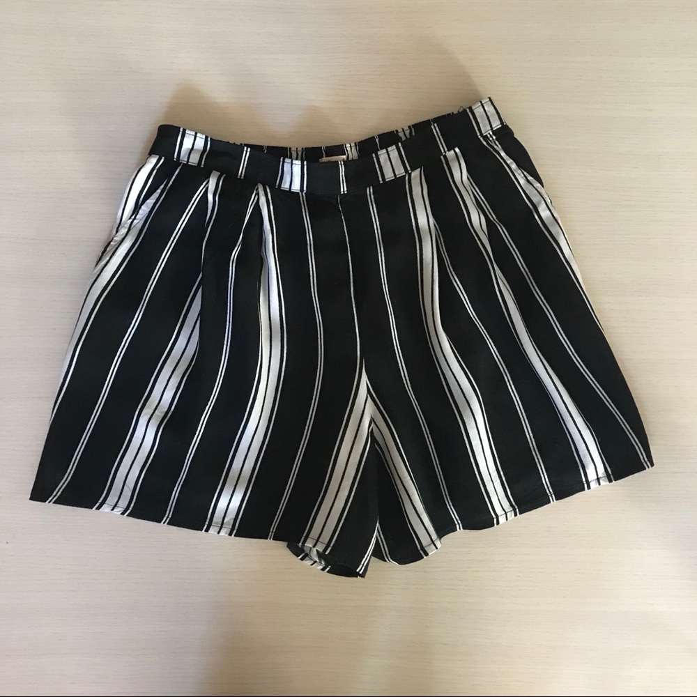 Hollister Shorts Striped Pocket Bottoms WFH pants